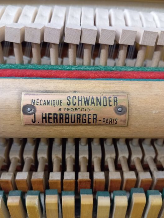 Pianino Arnold Fibiger _ Paris