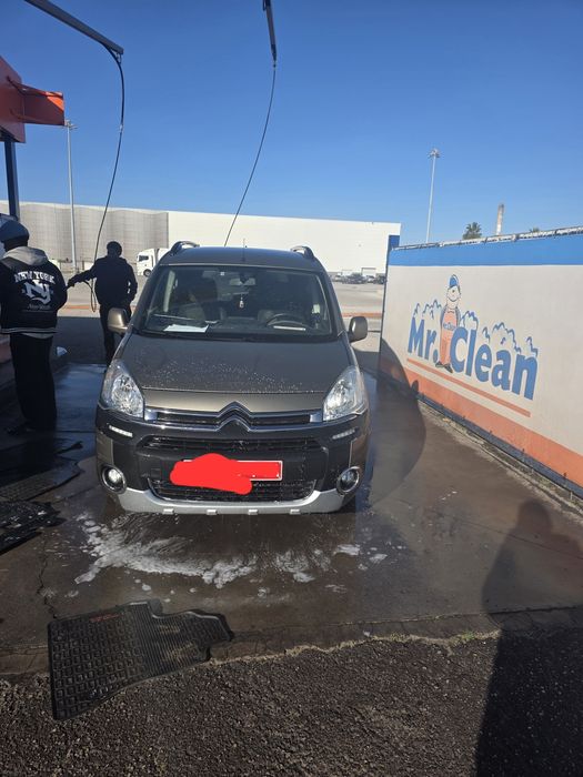 Vendo meu carro citroem berlingo