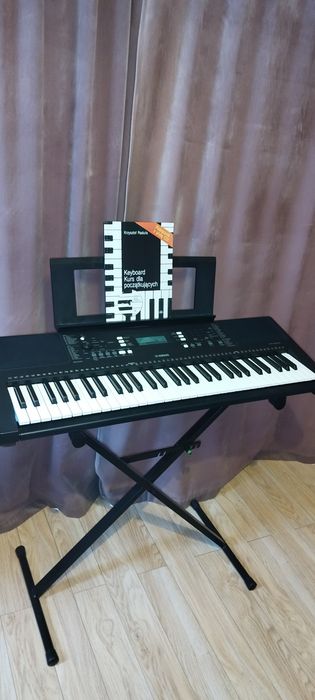 Kayboard Yamaha PSR-E373