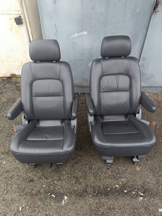 Сидіння сідушки Кіа карнавал