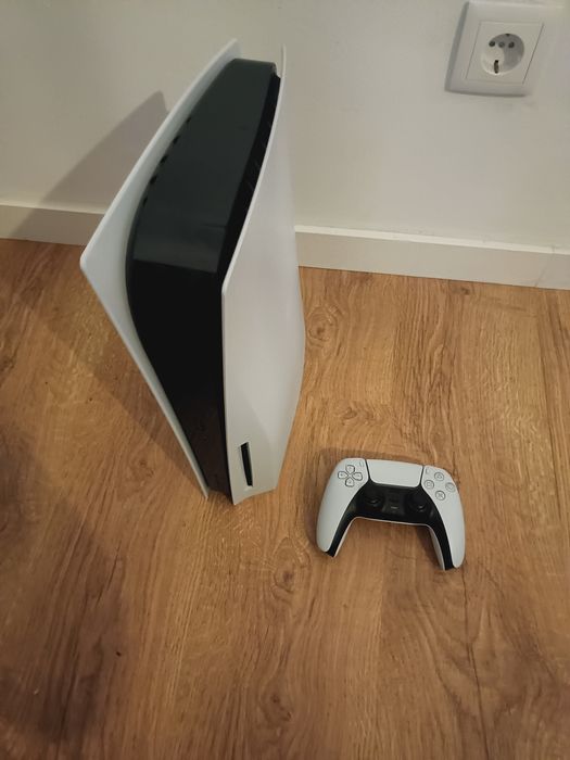 Consola PS5 edição com leitor de disco+ comando + cabos