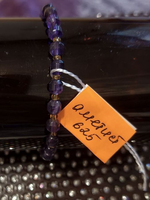 Продам браслеты , обереги, защита, деньги