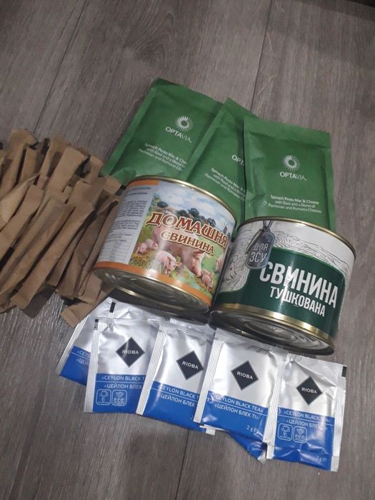 Макарони,тушонка,чай  набір 265грн