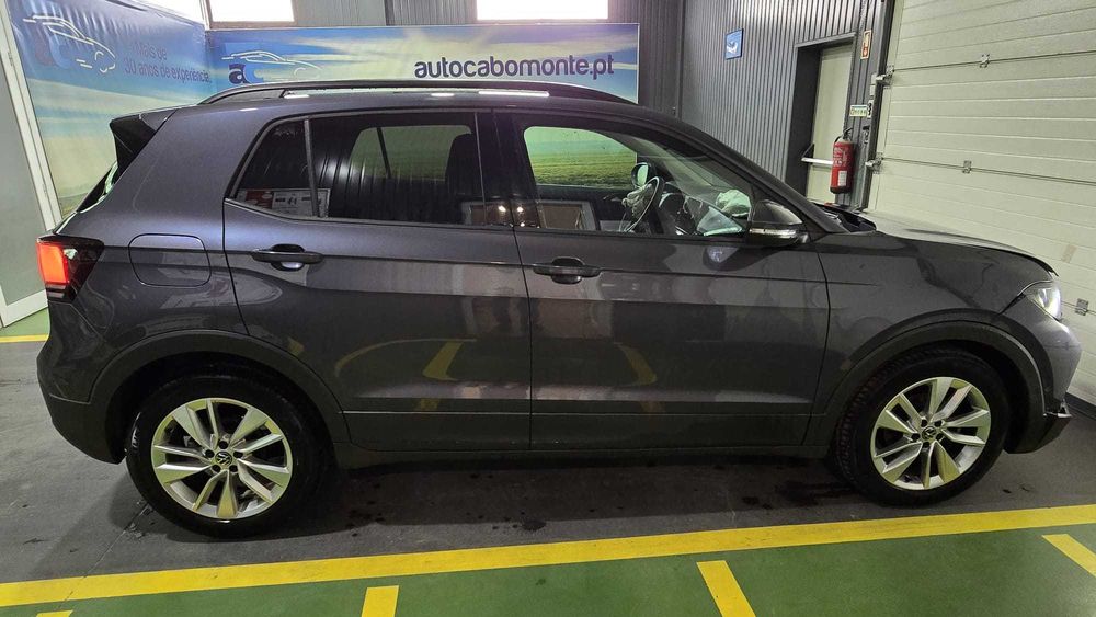 Volkswagen T-Cross 1.0 TSI  - Salvado