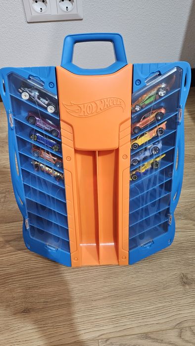 Наш б/в Трек-контейнер Hot Wheels 2 в 1 (HWCC7) З МАШИНКАМИ!