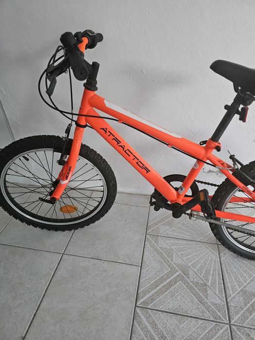 Khattab fernandes manu