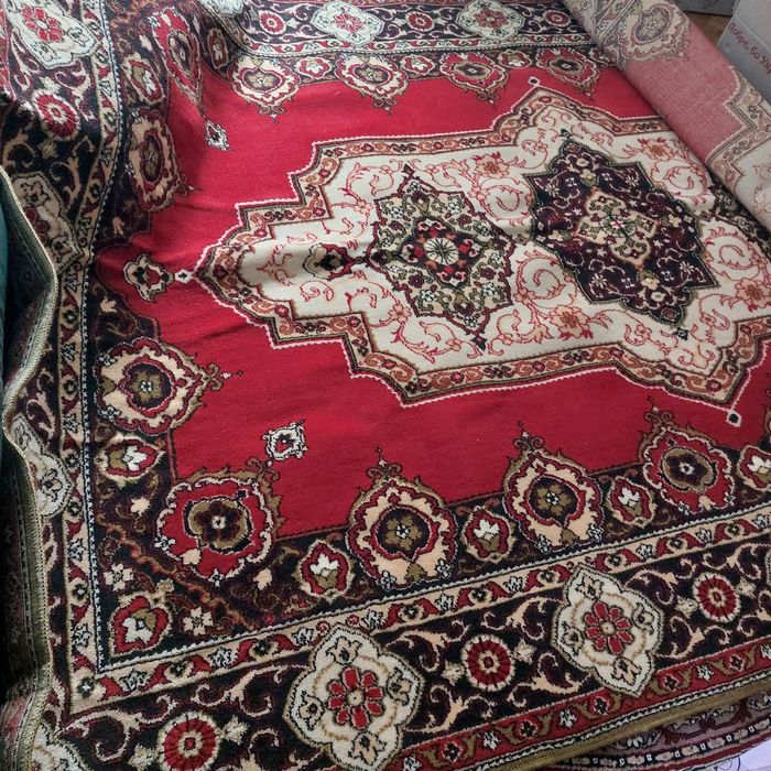 Килим шерстяний новий 2х3 м