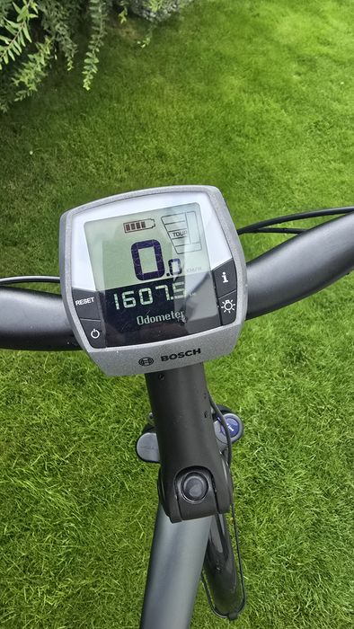 Rower elektryczny  Riverside Tylko 1600km