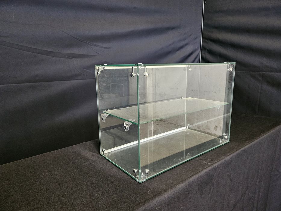 Vitrine de bancada neutra