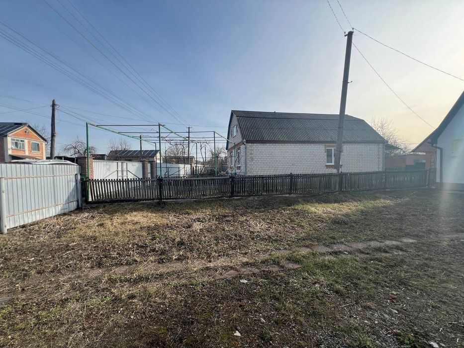 Продаж будинку в Стрижавці