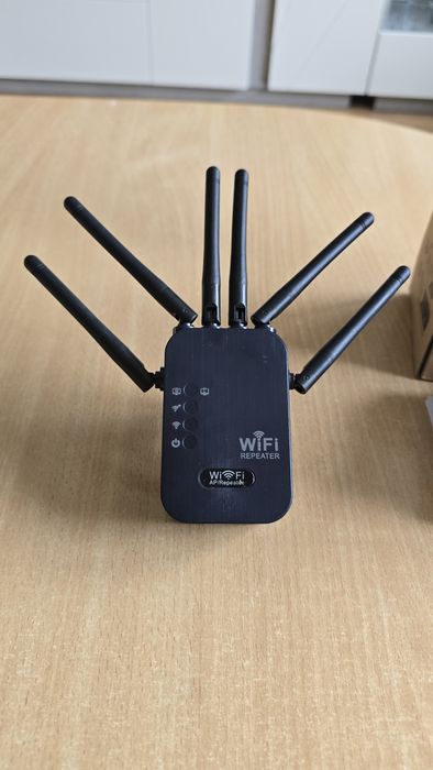 Wzmacniacz sygnału WIFI