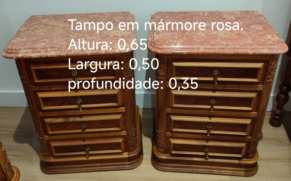 2 mesas de cabeceira