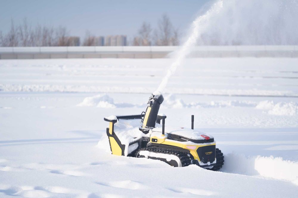 Robot modułowy Yarbo Yard + moduł dmuchawy