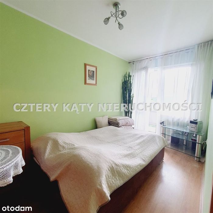 Wygodne 2 pokoje z balkonem os. VI - Więcej