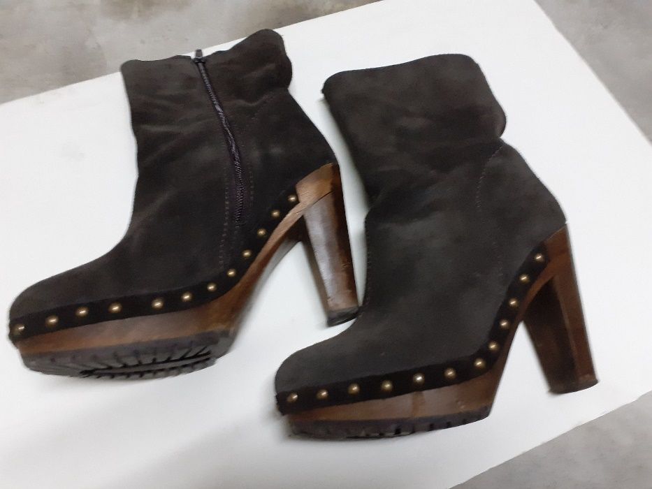 Botas de Camurça Nº 36, Novas