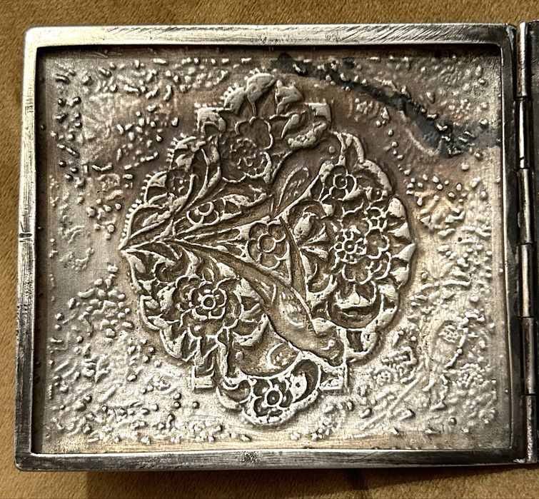 Papierośnica w stylu Qajar art Persja  1917 rok srebro 84