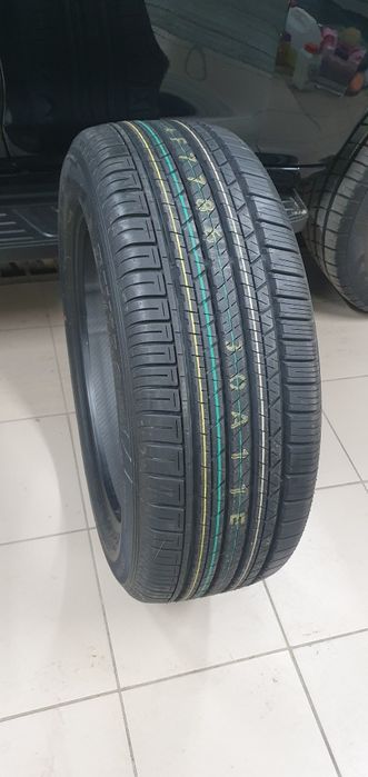 235.55R19 Dunlop sport 270 sport Maxx