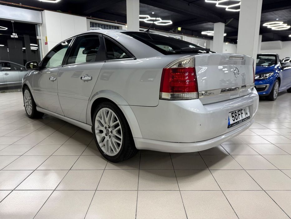 Opel Vectra 1.9 CDTi Auto.