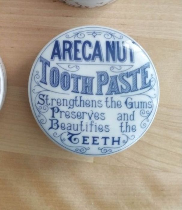 Caixa regaleira pasta dentifrícia creme beleza vista alegre