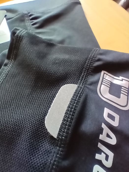 Ciclismo - Mangas Darevie XL (par)