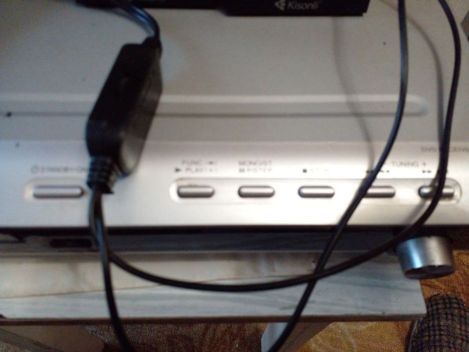 ДВД магнитола LG