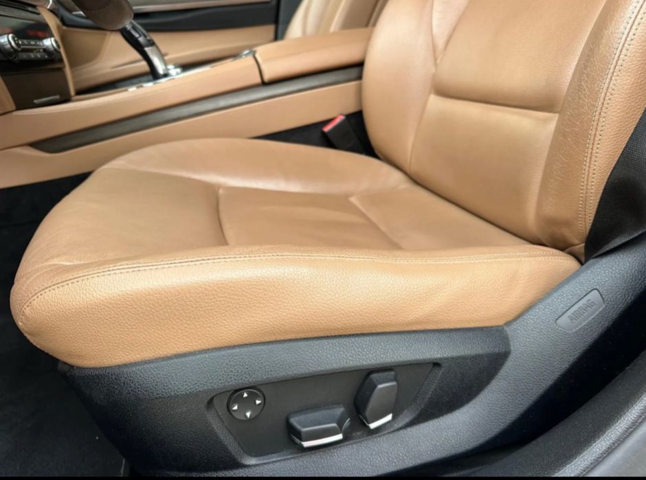 BMW 730d pack M 2011