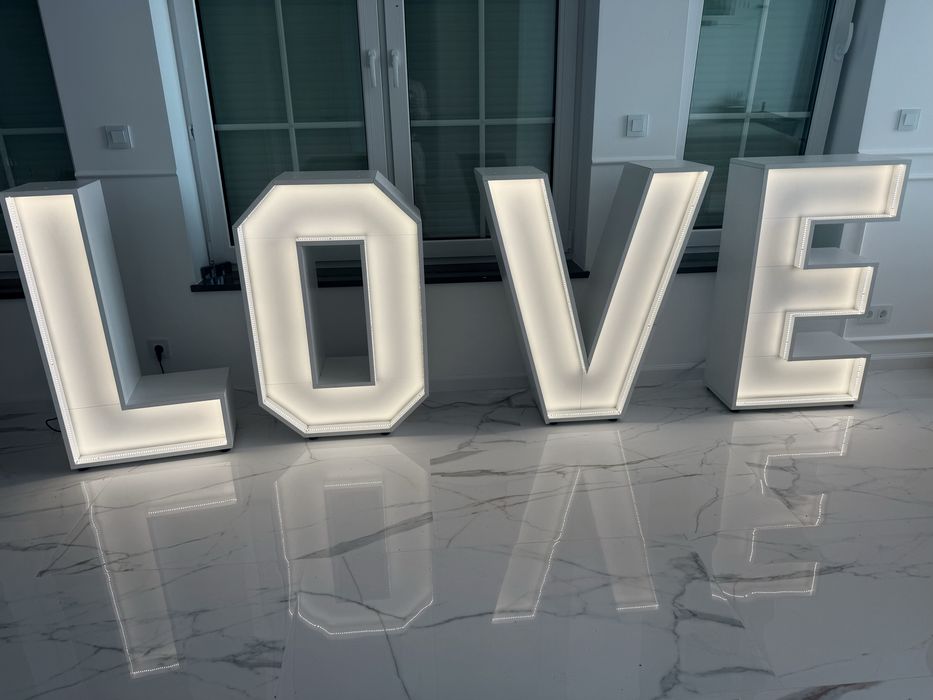 Napis Love Led wesele lub inne okoliczności