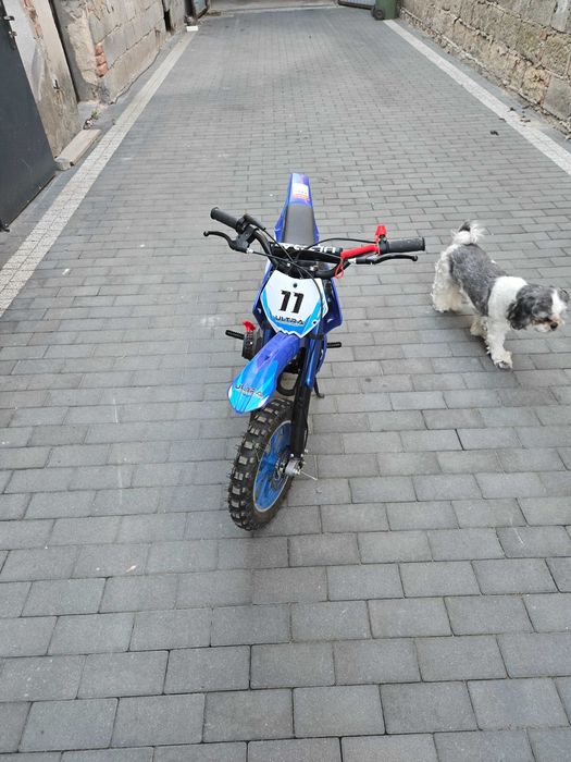 Mini cross spalinowy