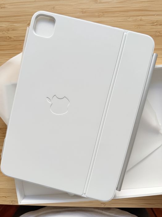 Capa ORIGINAL Apple com teclado