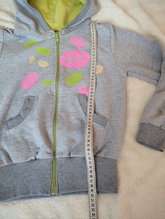 Bluza na zamek r 140