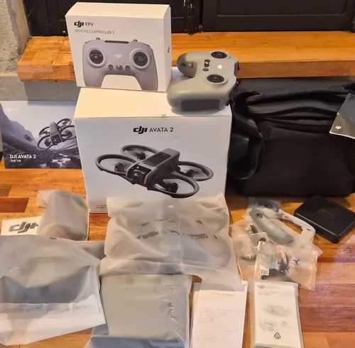 DJI Avata 2 Fly More Combo + FPV RC3