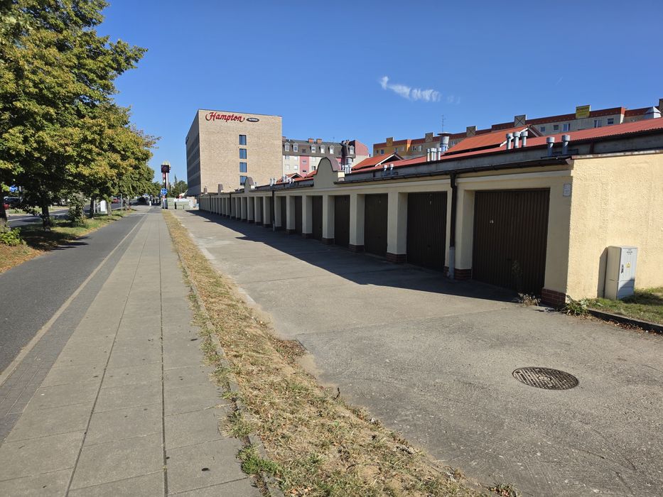 Garaż murowany w kompleksie garaży - oś. Majowe Szczecin - Widok 3