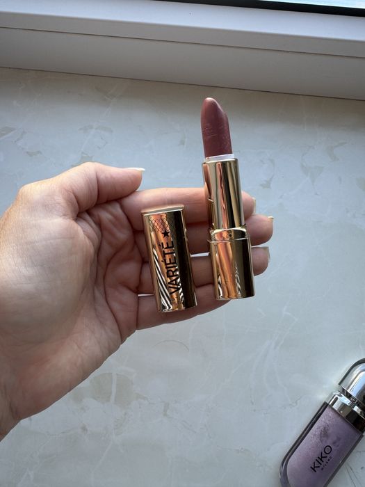 Помада-бальзам евелин нова