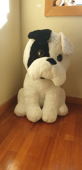 Buldogue francês de peluche gigante