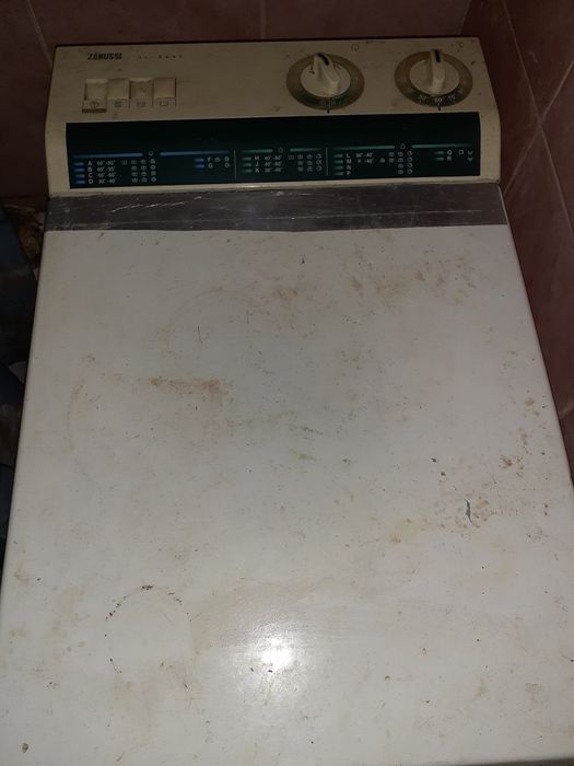 Стиральная машинка Zanussi Beртикальная бу