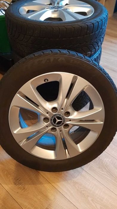 mercedes W205 Classe C jantes 17 originais com pneus