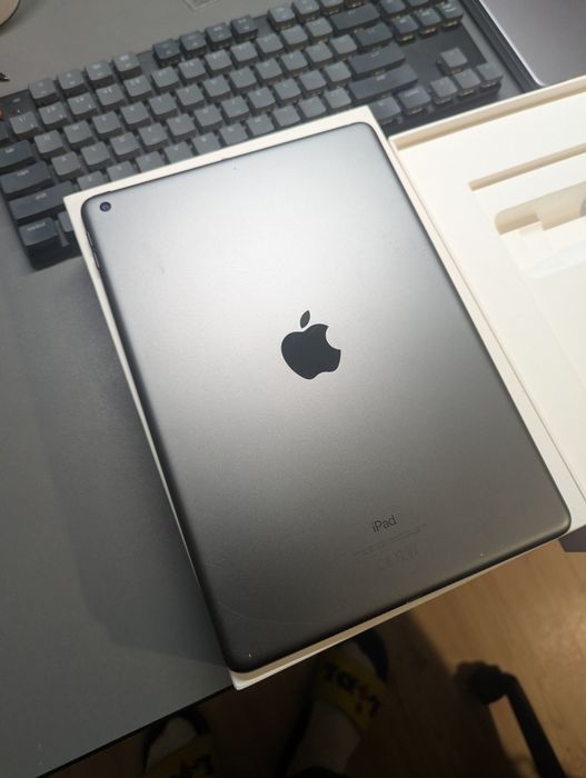 iPad 9 gen 64gb Wi-Fi