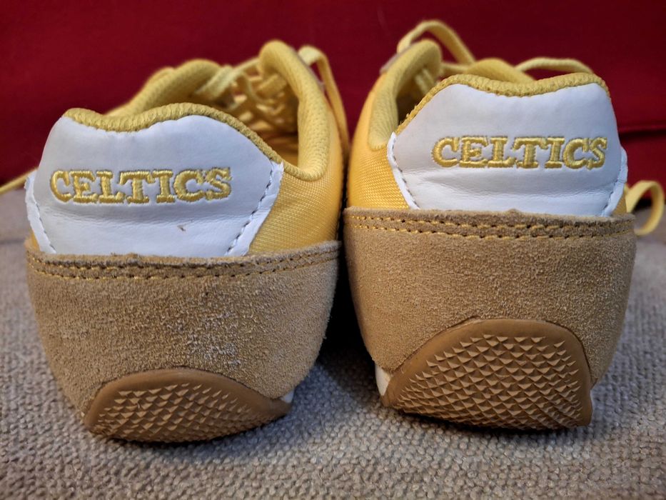 Marca de calçados esportivos oficialment