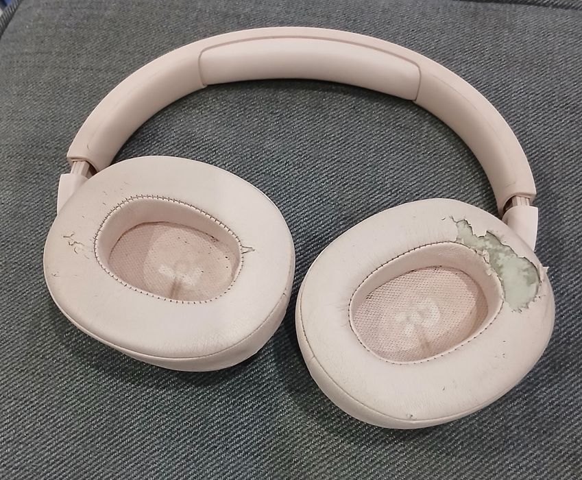 Auscultadores JBL para peças só ta tocar de um lado