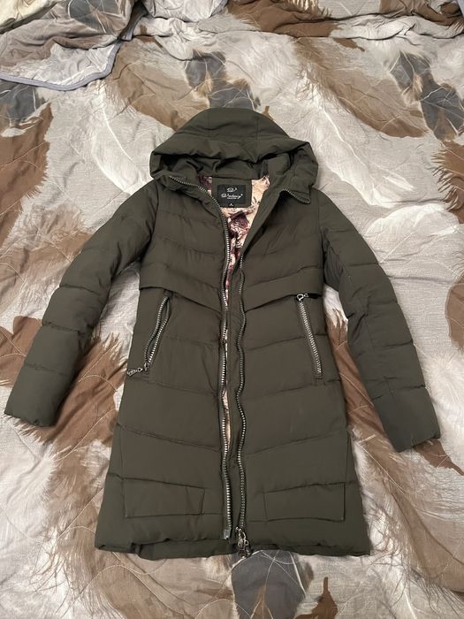 Зимня жіноча куртка