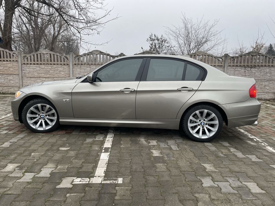 BMW 328I X drive E90 2011