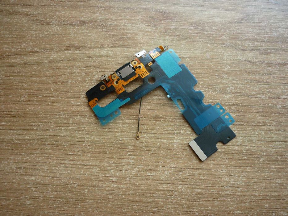 Шлейф для iPhone 7, с разъемом зарядки, наушников, с микрофоном