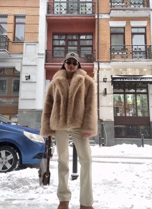 Шуба з эко хутра в кольорі кемел