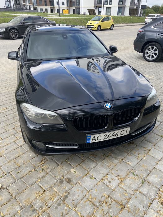 Продам BMW f10 520d