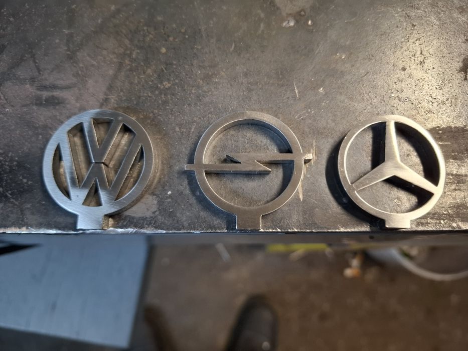 Park pole do mercedesa vw opla bmw