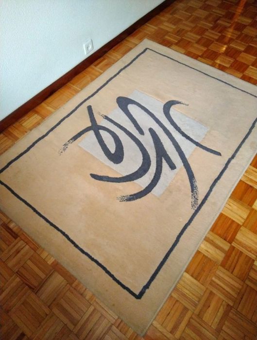 Tapete / carpete  para sala ou quarto como novo. Em tons de amarelo. D