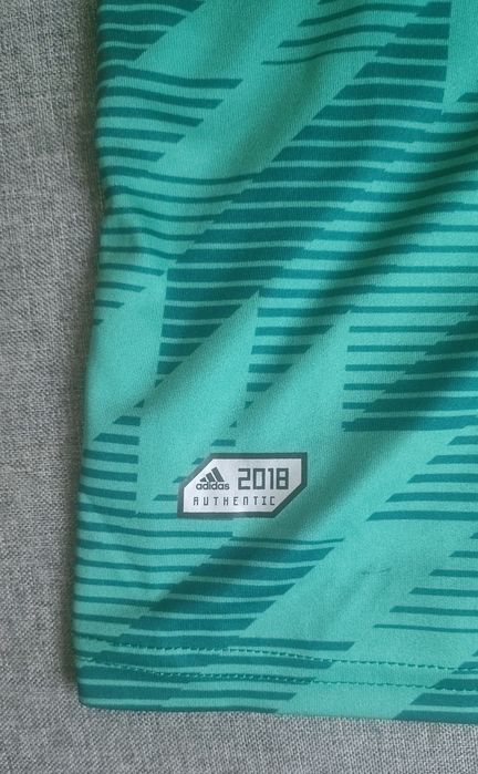 Adidas zestaw piłkarski rozm. 176 POLECAM, stan idealny.
