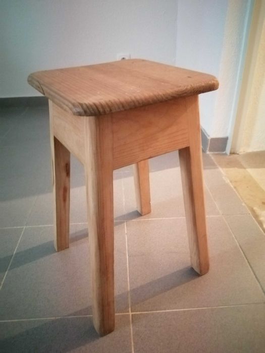 Banco Madeira Maciça (Tipo Taberna)