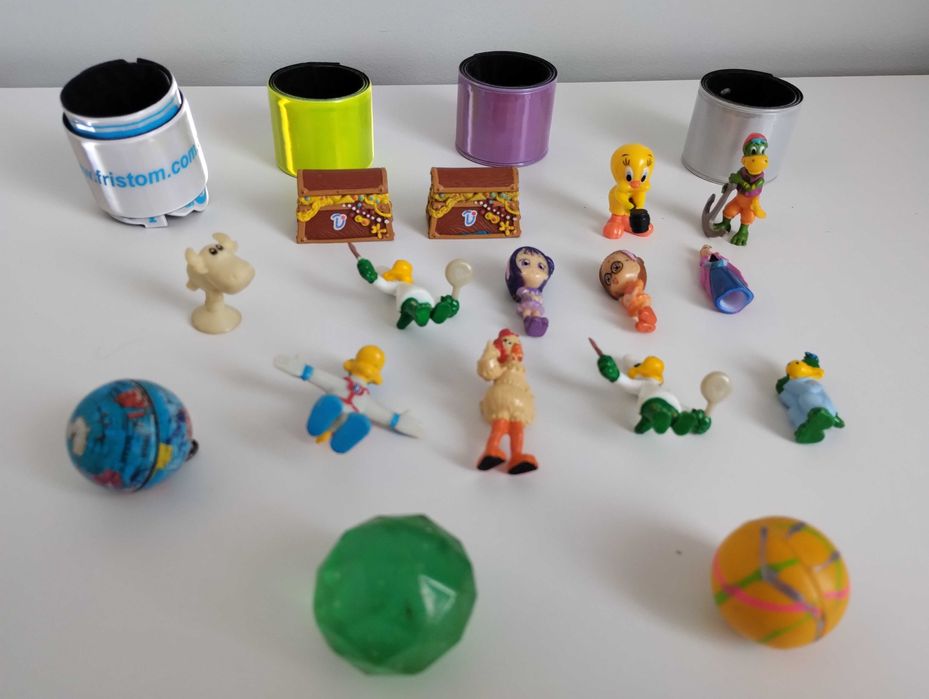 zestaw mini figurek+ odblaski