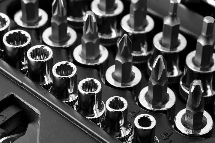 Набір ключів для авто Hoegert HT1R444 набор инструментов